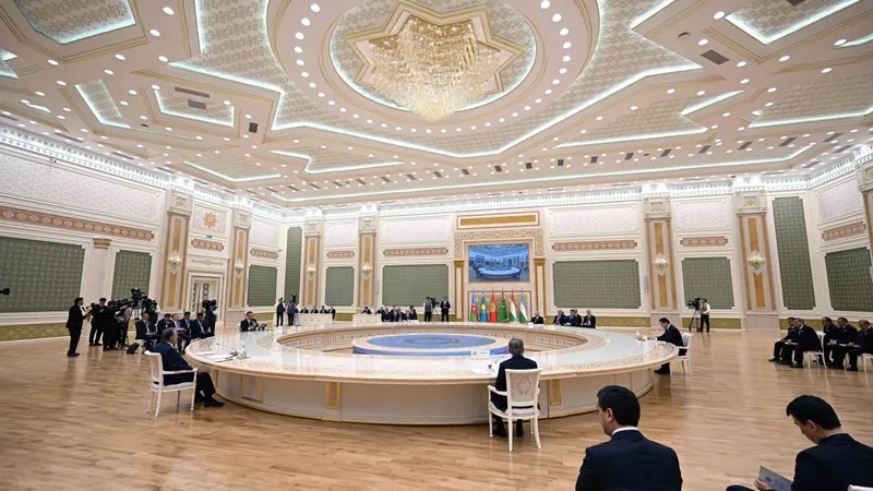 Центральная Азия, Азербайджан, президенты, встреча, фото - Новости Zakon.kz от 08.10.2026 14:01