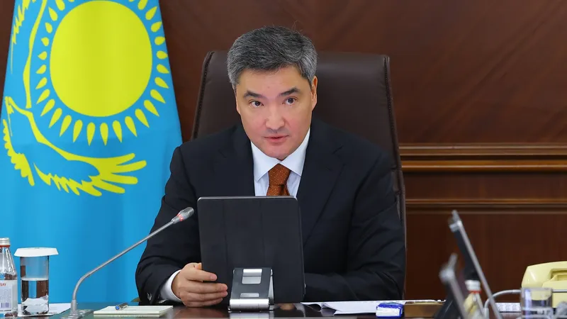 премьер-министр РК Олжас Бектенов, фото - Новости Zakon.kz от 08.10.2026 16:41