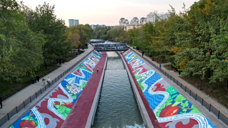 мурал на набережной Хамита Ергали