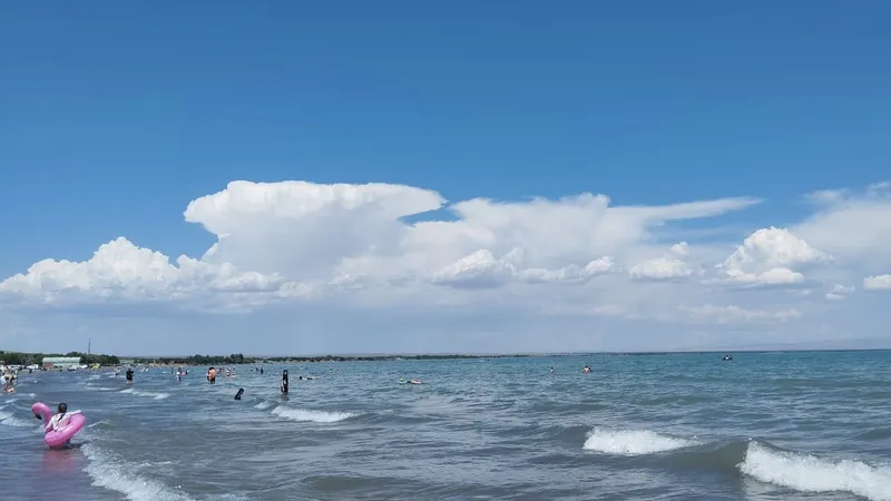 Купание в Капшагае