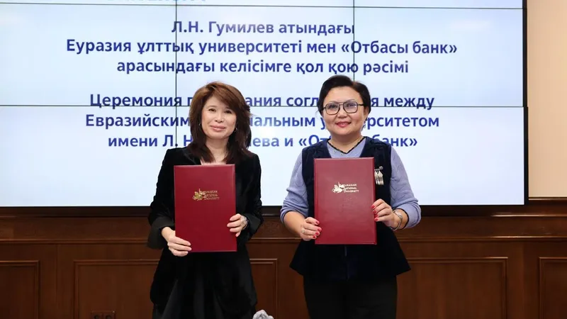 подписание документов, документы, фото - Новости Zakon.kz от 22.10.2026 09:55