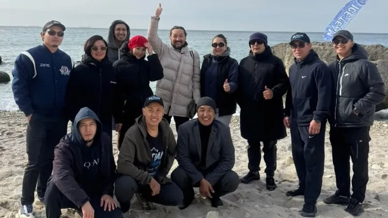 Километр в море: актауские моржи открыли зимний сезон, фото - Новости Zakon.kz от 27.10.2026 00:07