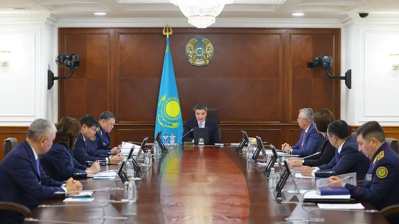 премьер-министр РК Олжас Бектенов, фото - Новости Zakon.kz от 27.10.2026 14:16
